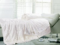 Одеяло 2-спальное (евро) шелковое в чехле из натурального шелка Асабелла 200x220
