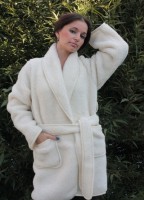 Халат женский короткий шерстяной Magic Wool Эскимо размер 50